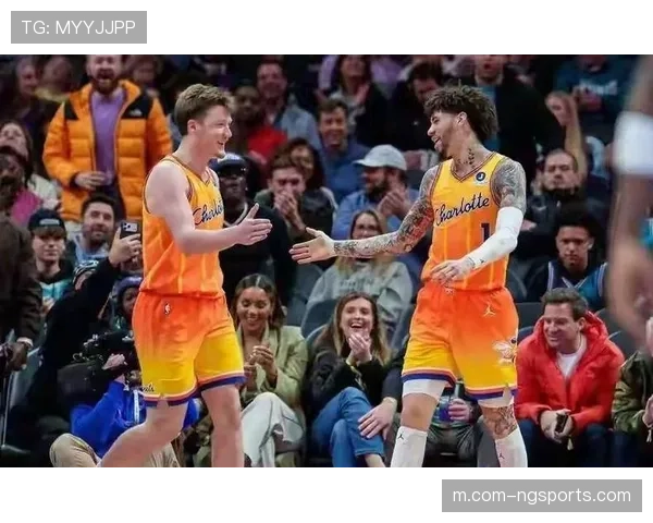 黄蜂米勒持球进攻戏份加重 与三球的组合尝试双能卫打法